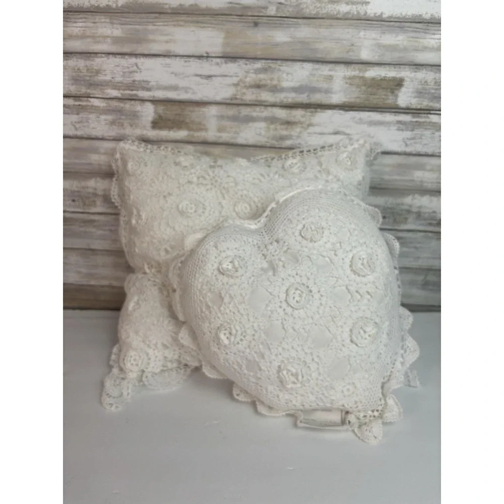 Keeco Vintage Cottagecore Crochet Lace Pillow Set Heart & Square Boho Chic 1995